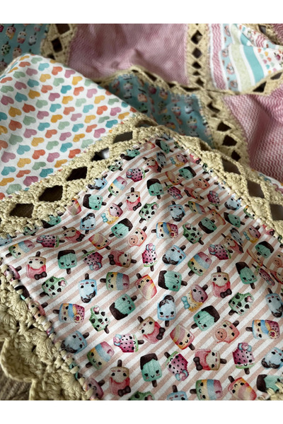Patchwork Bebek Yatak Örtüsü