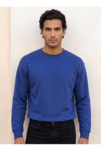 FAV Basic Regular Fit Sweatshirt