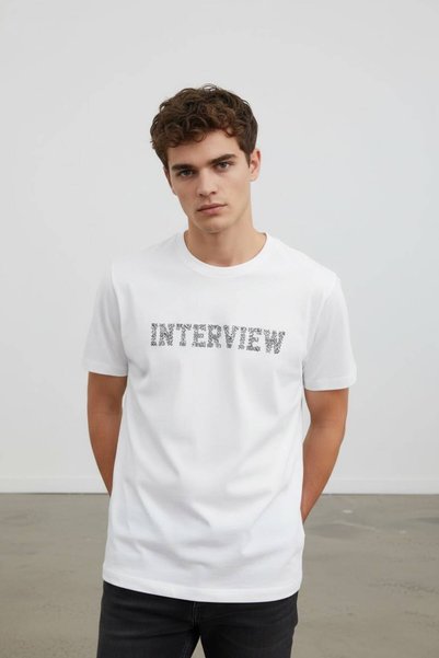 Sarar Συνέντευξη βαμβάκι Λευκό basic t-shirt με τύπωμα στο γιακά