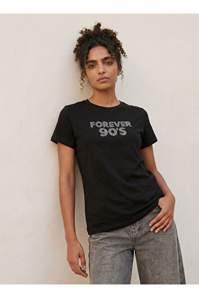 FAV Youth Cotton Embellished T-shirt