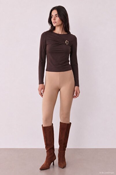 Quzu Buckle Detailed Blouse