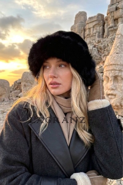 LAGRANZE Trend Viral Design Plush Hat