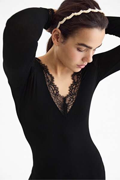 Stradivarius Cashmere uzun kollu V yaka t-shirt