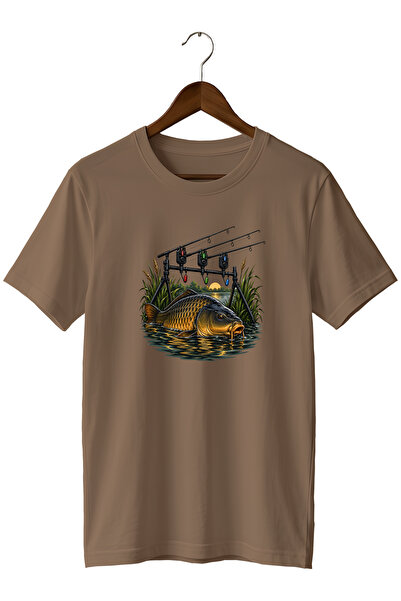 The Baski Widi Collection Sazan Balıkçırıστ Μπλουζάκι με στάμπα Unisex – Κοντ...