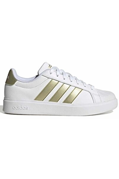 adidas أحذية ستريت توك الرياضية Ih4316