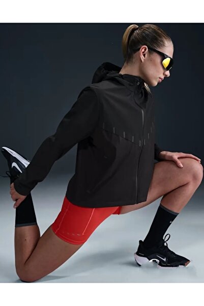 Nike AeroSwift Aerogami Storm-FIT Kadın Koşu Ceketi