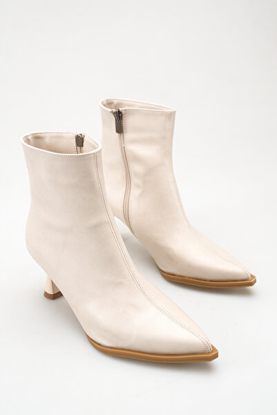 meyra'nın ayakkabıları Women's Thin Heeled Slip-On Boots in Skin Color