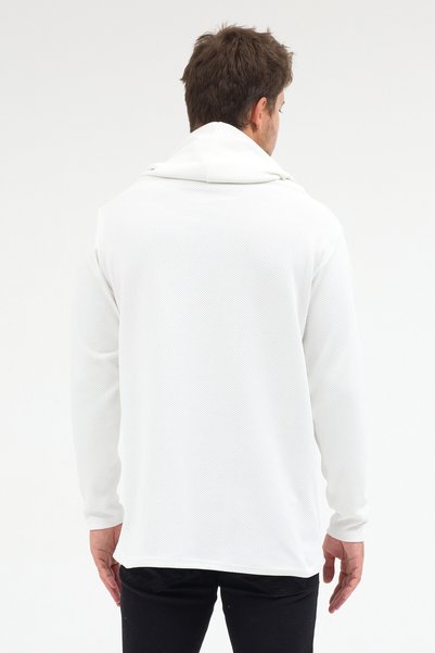 PELİTİSS High-Neck Sweatshirt