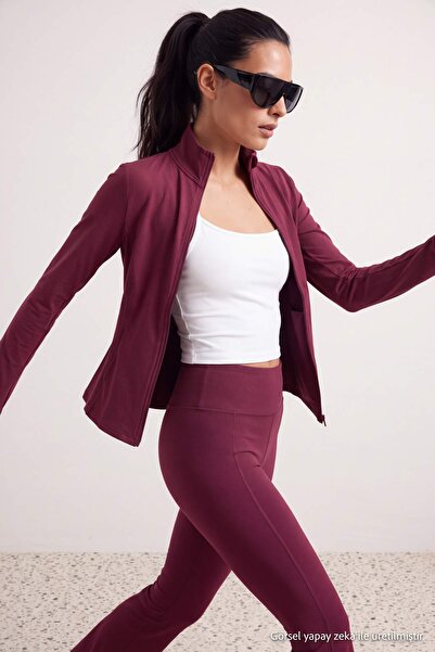 Trendyol Kollektion Vişne Soft Brushed Fabric Gestrickte Sportjacke THMAW27SK...