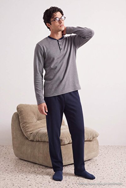 TRENDYOL MAN Füme Regular Yakası Düğmeli Örme Pijama Takımı TMNAW26PT00074TMN...