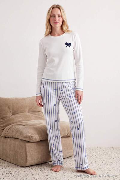 Trendyol Collection White Line and Ribbon Patterned Soft Buttoned Winter Waff...