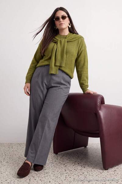 Trendyol Curve Gri Wide Leg Geniş Paça Pileli Dokuma Büyük Beden Pantolon TBB...