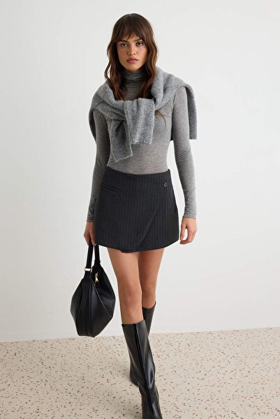 Trendyol Collection Anthracite Striped Shorts & Bermuda Twoaw27Sr00043