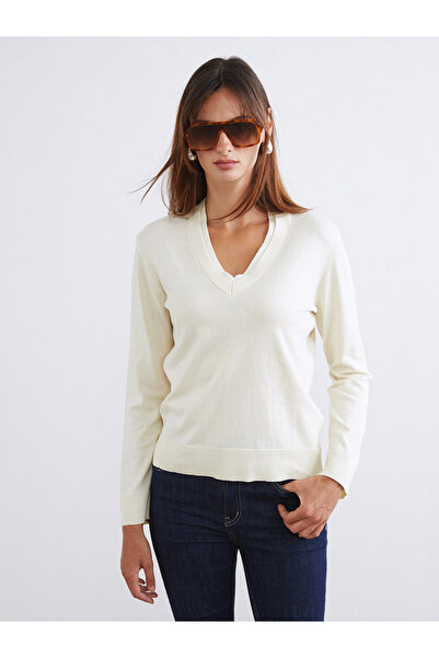 LC Waikiki Nevavm Farkıyla Soulife Ecru V-Neck Women's Knitwear Sweater