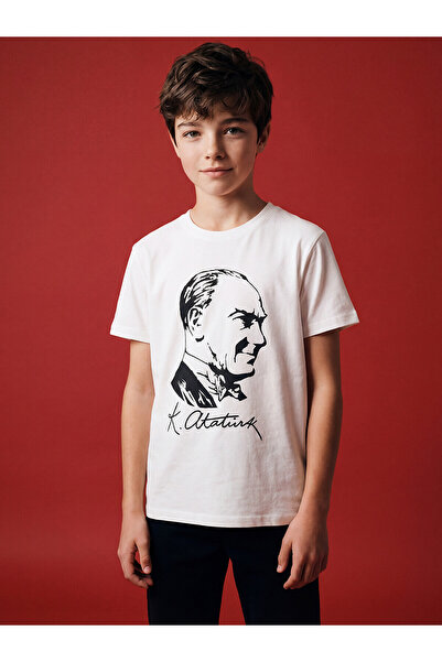 LC Waikiki Alita city: oval neck ataturk print t-shirt for boys - the alita c...