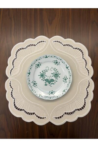 Denef Home Siena - Deri Delik İşi Amerikan Servis Bej - 39x39 cm 1 Adet