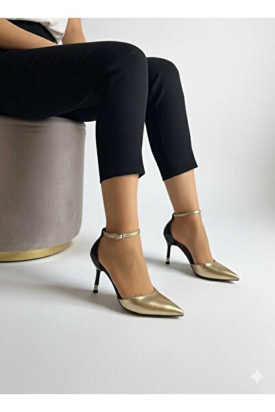 VixenneShoes Vixenne Shoes Kadın Siyah Altın Sivri Burun Bilek Bantlı Işıltıl...