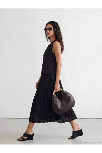 LC Waikiki Alita city: pleated dress with a vest-like silhouette