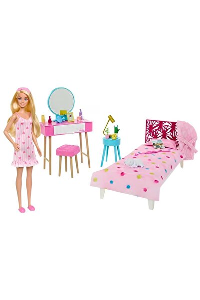 Barbie 'nin Yatak Odası Oyun Seti HPT55