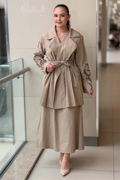 Nurcan Çetin Double-Breasted Collar Sleeves Laser Cut Short Trench Skirt Suit