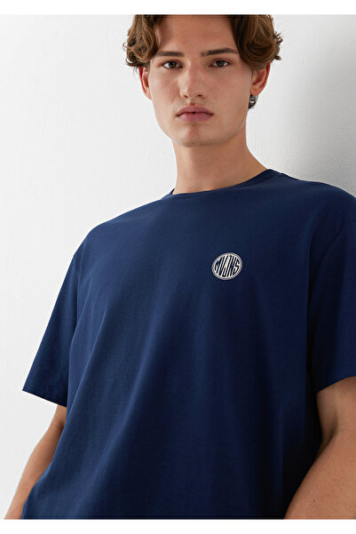 Mavi Μπλουζάκι με τυπωμένο λογότυπο Navy Blue Loose Fit / Loose Fit 0613014-7...