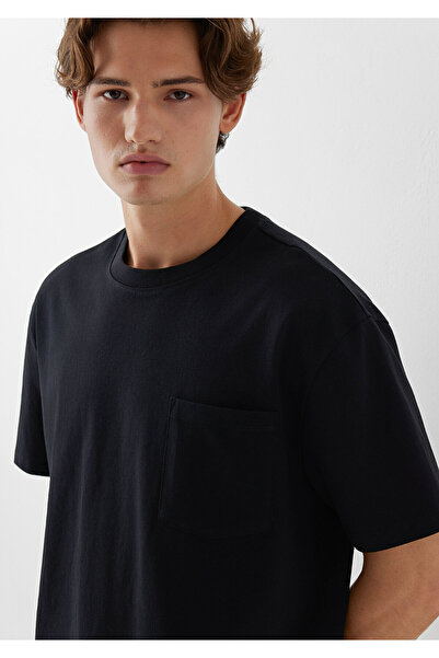 Mavi Cep Detaylı Siyah Basic Tişört Loose Fit / Bol Rahat Kesim 066248-900