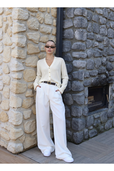 BELISTIL Cream V-Neck Gold Buttoned Knitwear Cardigan