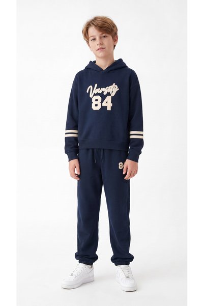 Mışıl Kids Set de trening pentru băieți Varsity 84, cu broderie aplicată la p...