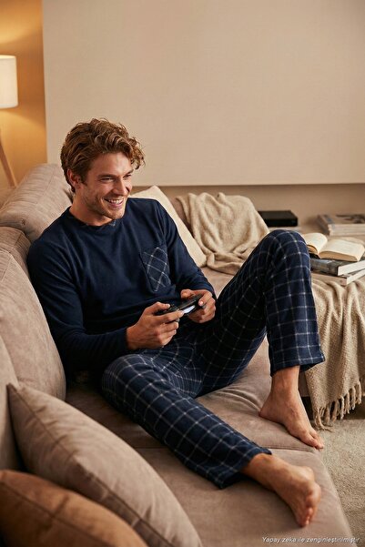 Buratti Checkered Soft Textured Regular Fit Long Sleeve Pajama Set Men's Paja...