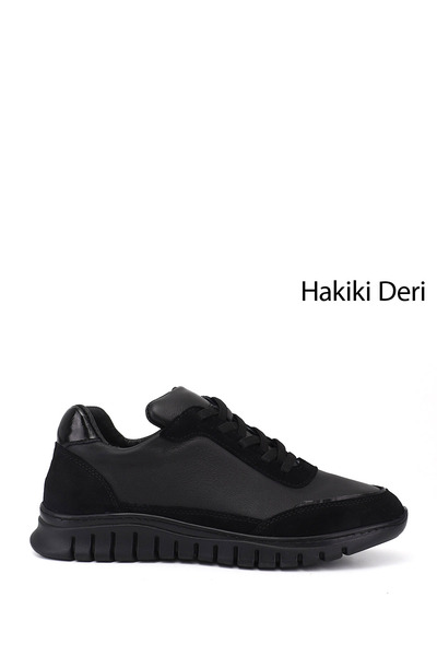 GÖNDERİ(R) Γυναικείο sneaker από γνήσιο δέρμα με μαύρο λαστιχένιο κορδόνι