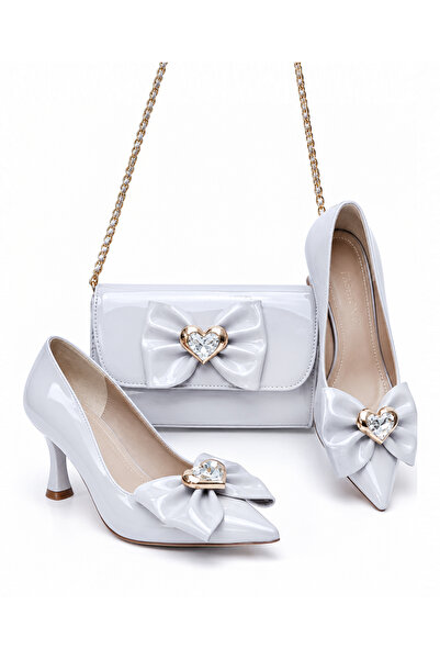 DUDYEN SHOES Γυναικείο σετ παπουτσιών και τσάντας από εκρού λουστρίνι με φιόγ...
