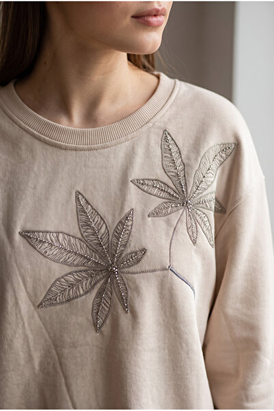 FEMELLE Bej Yaprak Desen Boncuk İşlemeli %100 Pamuk Sweatshirt