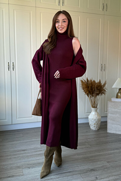 Dilay Gökoğlu Butik Balıkçı Yaka Hırkalı Bordo Triko Elbise