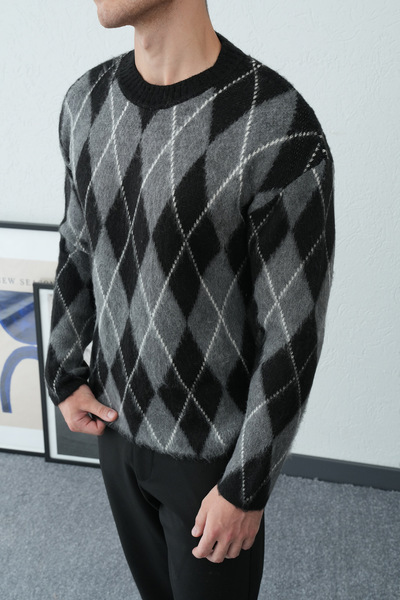 İLKCET MODA Men's Diamond Patterned Oversized Fuzzy Sweater