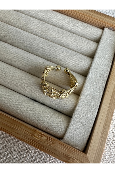 ringbox خاتم ذهبي على شكل صليب دوريكا