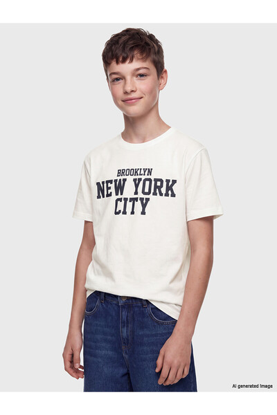 LC Waikiki Two Mt Shop Quality Lcw Kids White New York Printed Boys' T-Shirt