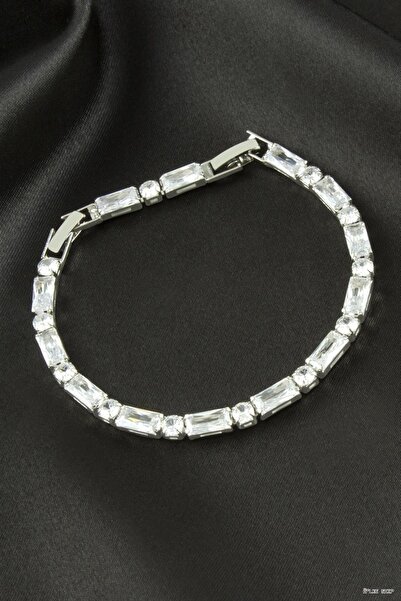 ZERO LAND Ilkestor Rectangular Zircon Stone Luxury Non-Tarnish Bracelet 4X9 m...