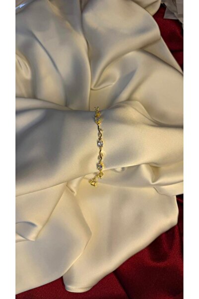 MİNNA JEWELRY ALTIN KAPLAMA ÇİÇEK DESENLİ BİLEKLİK