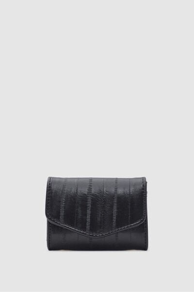 Shule Bags Black women's wallet with meat flap