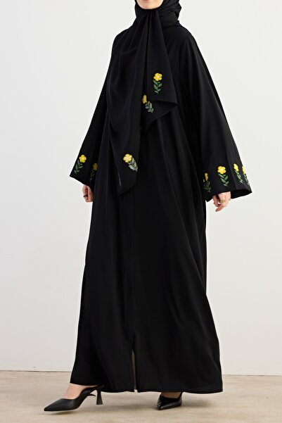 ANDE Sarı Papatya Nakışlı Abaya - Siyah