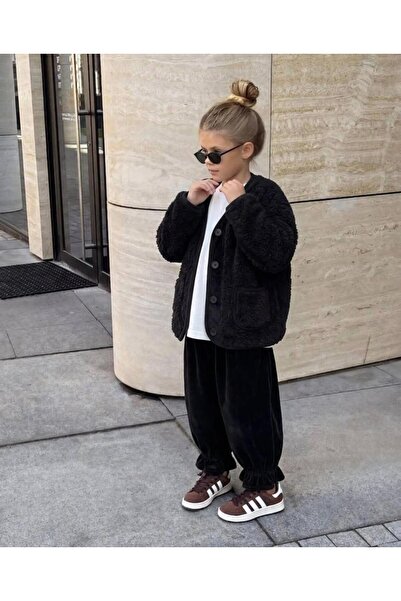 is kids wear Unisex Çocuk Siyah Düğmeli Peluş Ceket/ Yumuşak Dokulu Kürklü Hı...