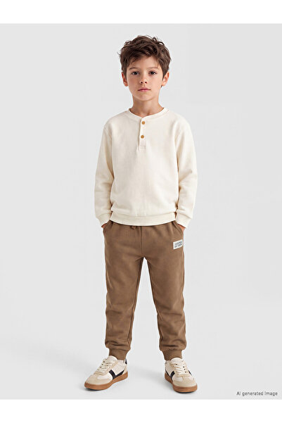 LC Waikiki Embroidered Boys' Jogger Sweatpants with Elastic Waist