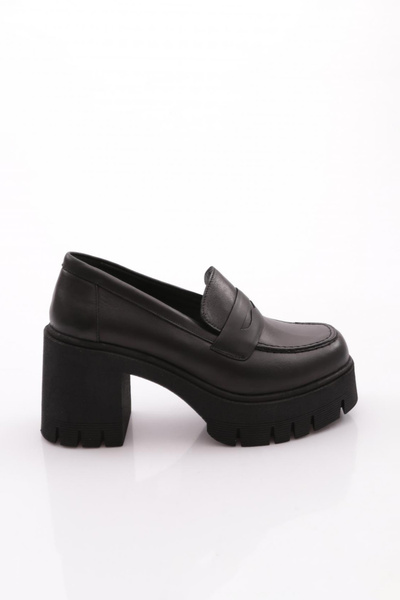 DGN 046 Women's Casual Shoes