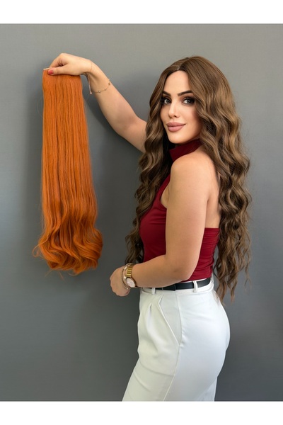 aura peruk Açık bakır renk tonunda olan geniş dalgalı yarımay2yan çıtçıt mode...