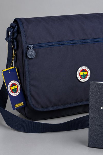 Fenerbahçe Set de birou licențiat, geantă pentru laptop, termos din oțel de 500 ml, agendă și pix