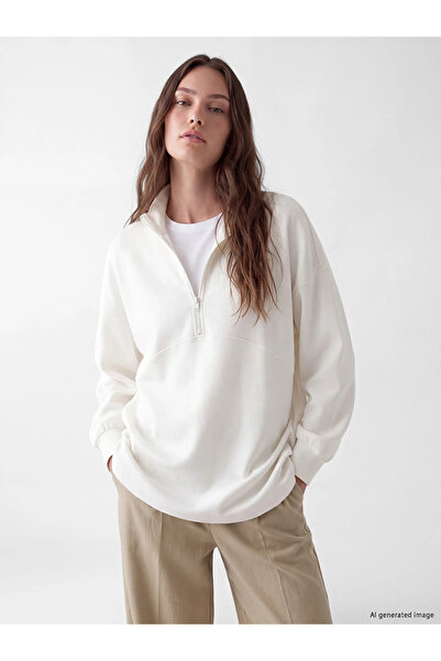 LC Waikiki Beyaz Dik Yaka Soft Touch Kadın Sweatshirt Tunik
