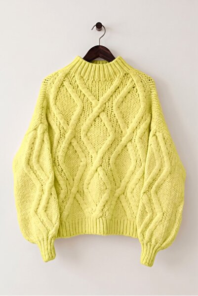 MODAQU Half-Throat Balloon Sleeve Thick Sweater - Yellow