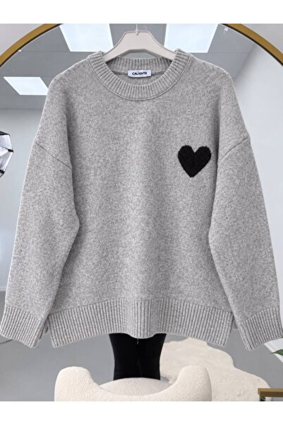 YILMAZBARMAZ Women's Knitwear Heart Embroidered Sweater