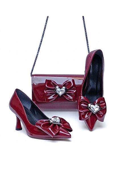 DUDYEN SHOES Дамски комплект от бордо лачени обувки на ток (7 см) с панделка ...