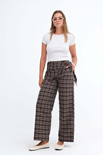 Addax Pantaloni cu model în carouri și detaliu de legare PN02457